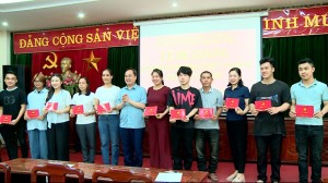 Bế giảng lớp bồi dưỡng nhận thức về Đảng khóa VII năm 2025