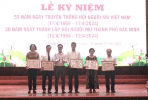 Hội Người mù thành phố Bắc Ninh kỷ niệm 30 năm thành lập