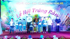 Phó Bí thư Thường trực Thành uỷ dự “Lễ hội Trăng rằm”  phường Phong Khê