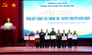 Trung tâm Chính trị thành phố tổng kết công tác thông tin tuyên truyền năm 2022