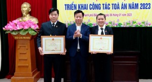 Tòa án nhân dân thành phố triển khai nhiệm vụ công tác năm 2023