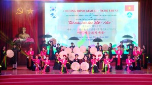 Chương trình giao lưu nghệ thuật “Sắc màu văn hóa Việt – Hàn”