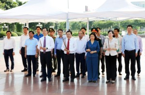 Dâng hương nhân kỷ niệm 112 năm ngày sinh Tổng Bí thư Nguyễn Văn Cừ