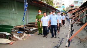 Chủ tịch UBND thành phố chỉ đạo khắc phục hậu quả sự cố cháy chợ Đọ Xá