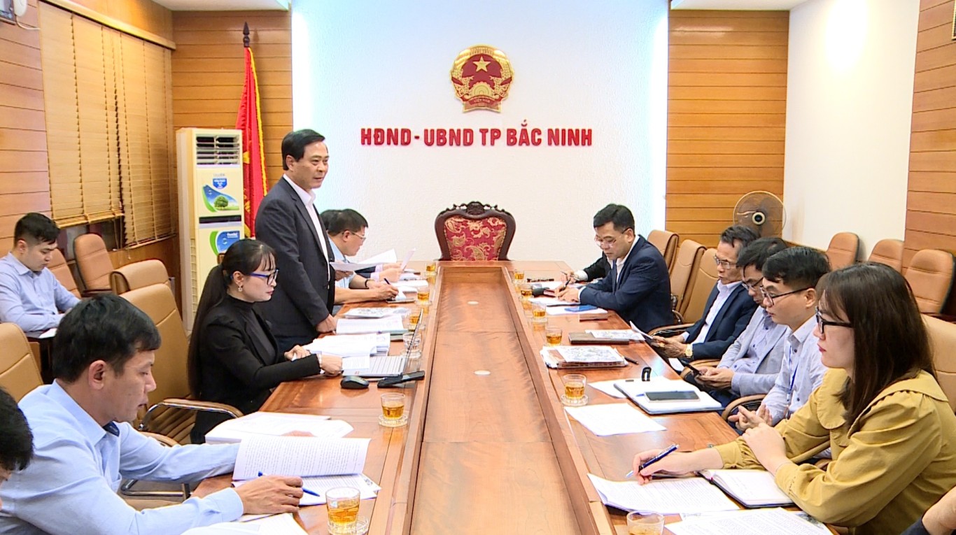 UBND thành phố Bắc Ninh tổ chức Hội nghị lấy ý kiến đóng góp của các cơ quan, đơn vị vào dự thảo một số Đề án
