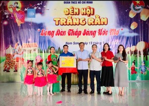 Bí thư Thành ủy dự “Lễ hội trăng Rằm” tại phường Nam Sơn