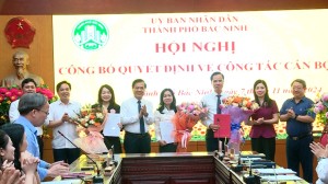 UBND thành phố Bắc Ninh công bố Quyết định về công tác cán bộ