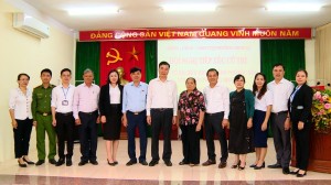 Tổ đại biểu HĐND thành phố tiếp xúc cử tri phường Ninh Xá
