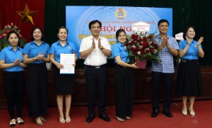 Liên đoàn lao động thành phố Bắc Ninh ra mắt Nghiệp đoàn cơ sở  đầu tiên trên địa bàn tỉnh