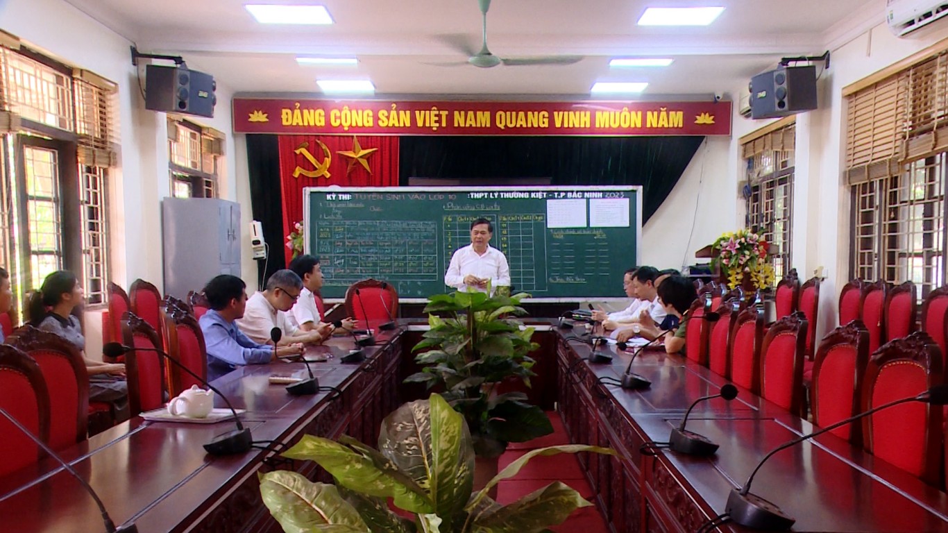 Kiểm tra công tác chuẩn bị kỳ thi tuyển sinh lớp 10 THPT  năm học 2023 – 2024 trên địa bàn thành phố Bắc Ninh